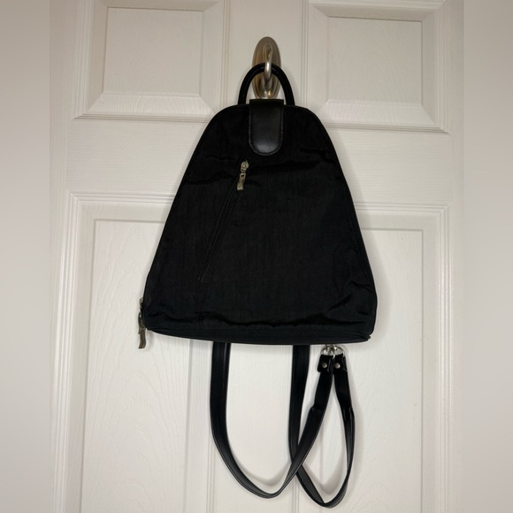 Baggallini MM Metro Backpack Black Bag - Picture 1 of 16
